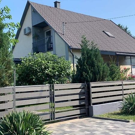 Tóparti hangulatú nyaraló-Balatonboglár Exterior foto